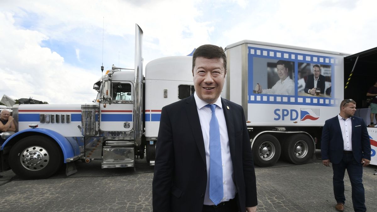 SPD zahájila předvolební kampaň, nasadí kamion SPďák